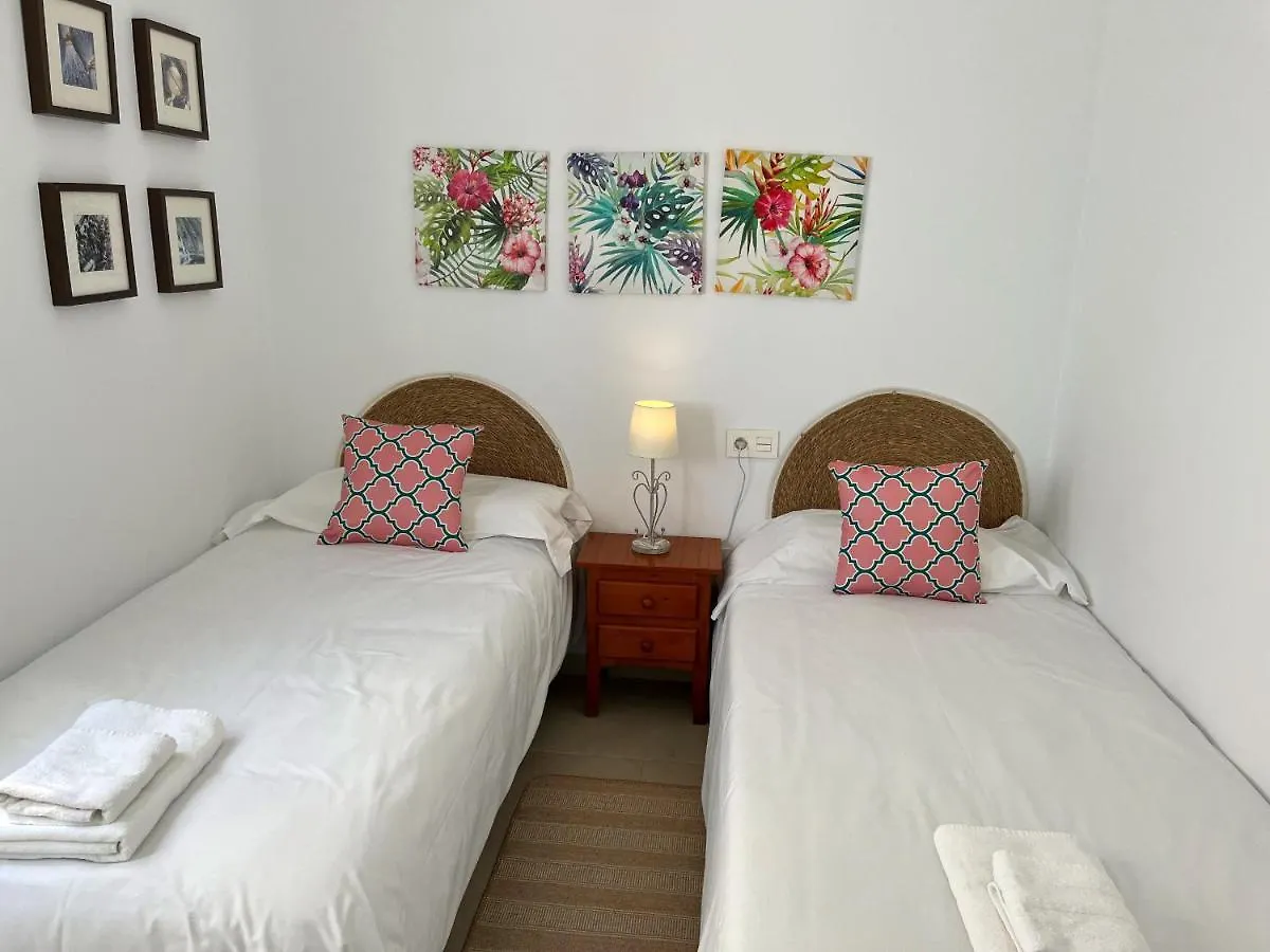 Nerja Paradise Rentals - Villa Zafiro 0*,