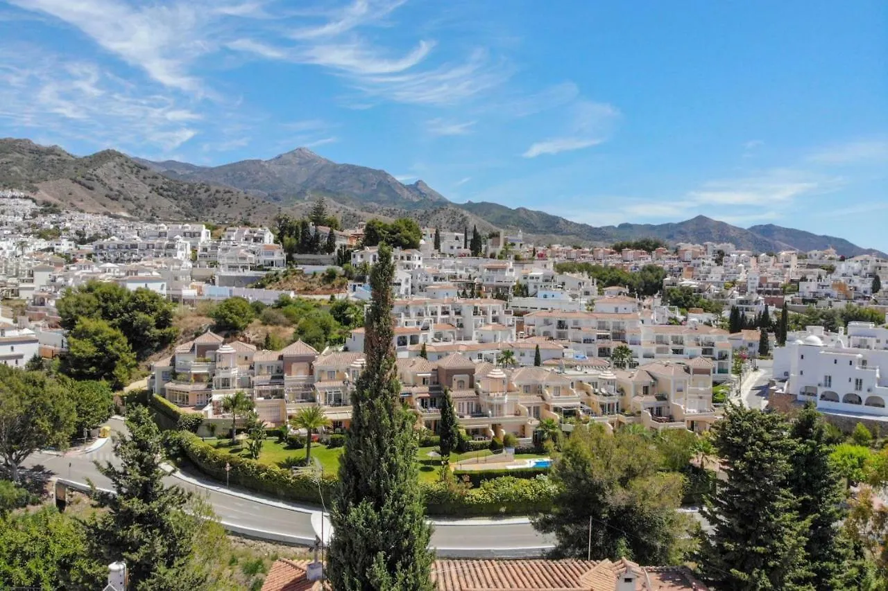 Nerja Paradise Rentals - Villa Zafiro 0*,  Spanien